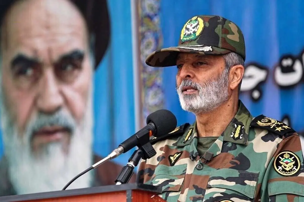 فرمانده کل ارتش: بودجه دفاعی دشمنان و همسایگان با بودجه ما قابل قیاس نیست