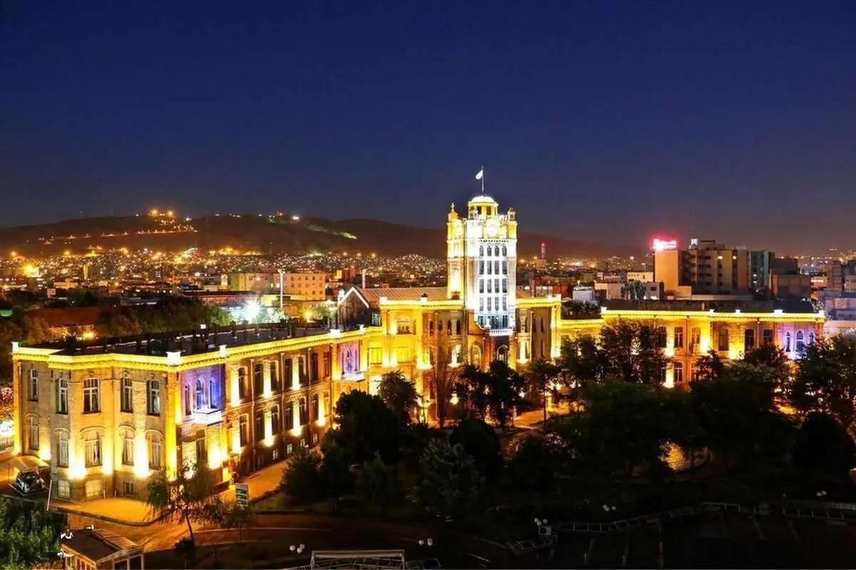 (ویدئو) میدان ساعت تبریز در آتش