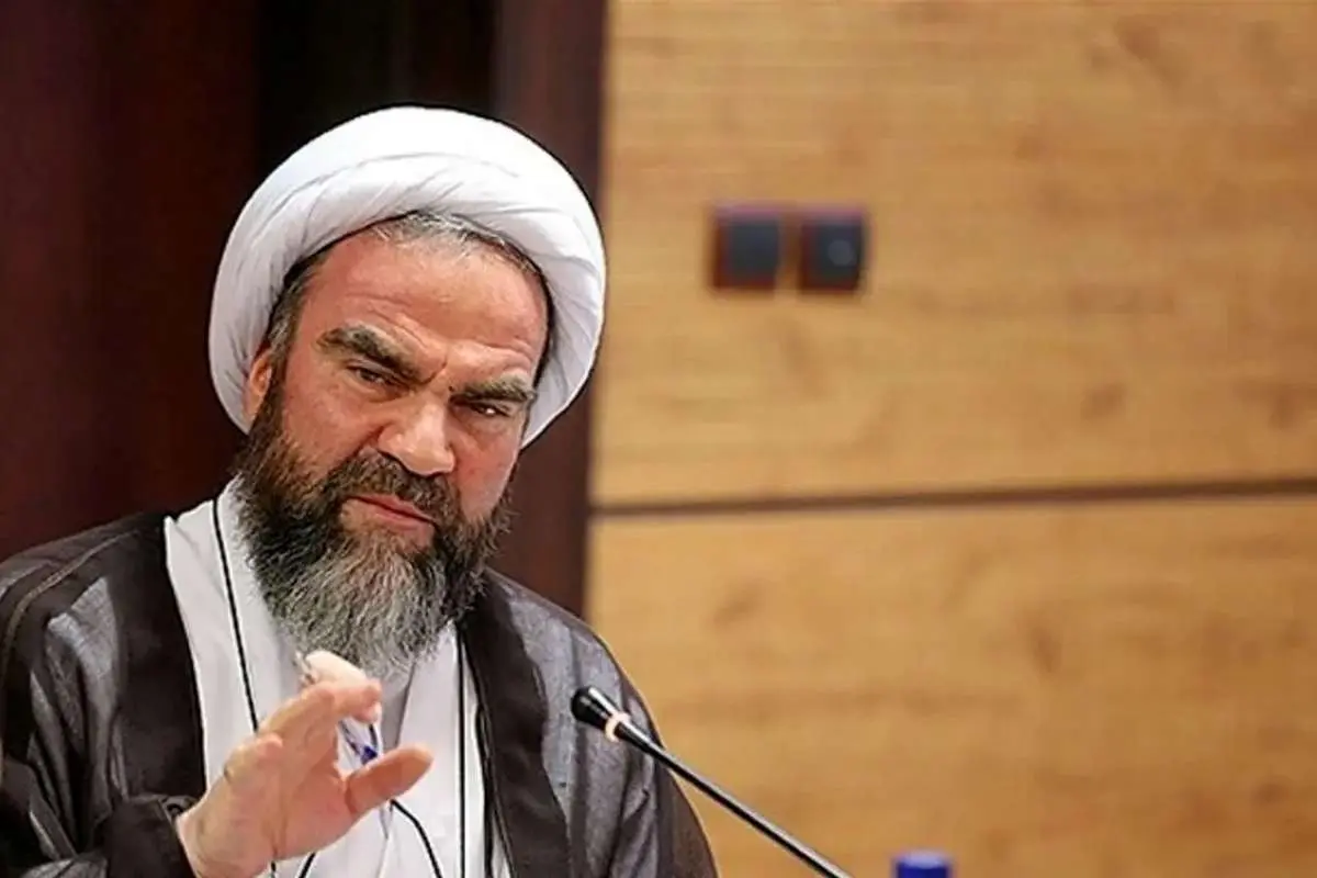 غرویان: باید در جامعه جهانی از انزوا بیرون بیاییم/ افراطیون مجلس بر خلاف دیدگاه‌های رهبری هم حرکت می‌کنند