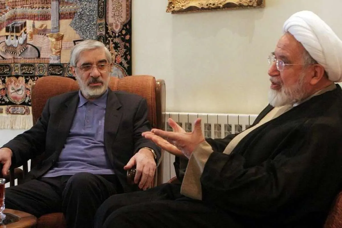 عبدالرضا داوری: از دفتر احمدی نژاد تماس گرفتند که خبر بزنید کروبی، موسوی و خاتمی متواری شدند
