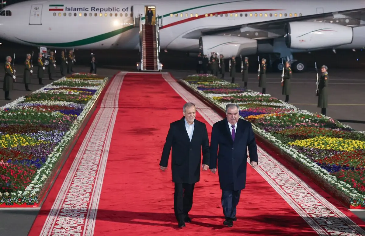 پزشکیان وارد تاجیکستان شد