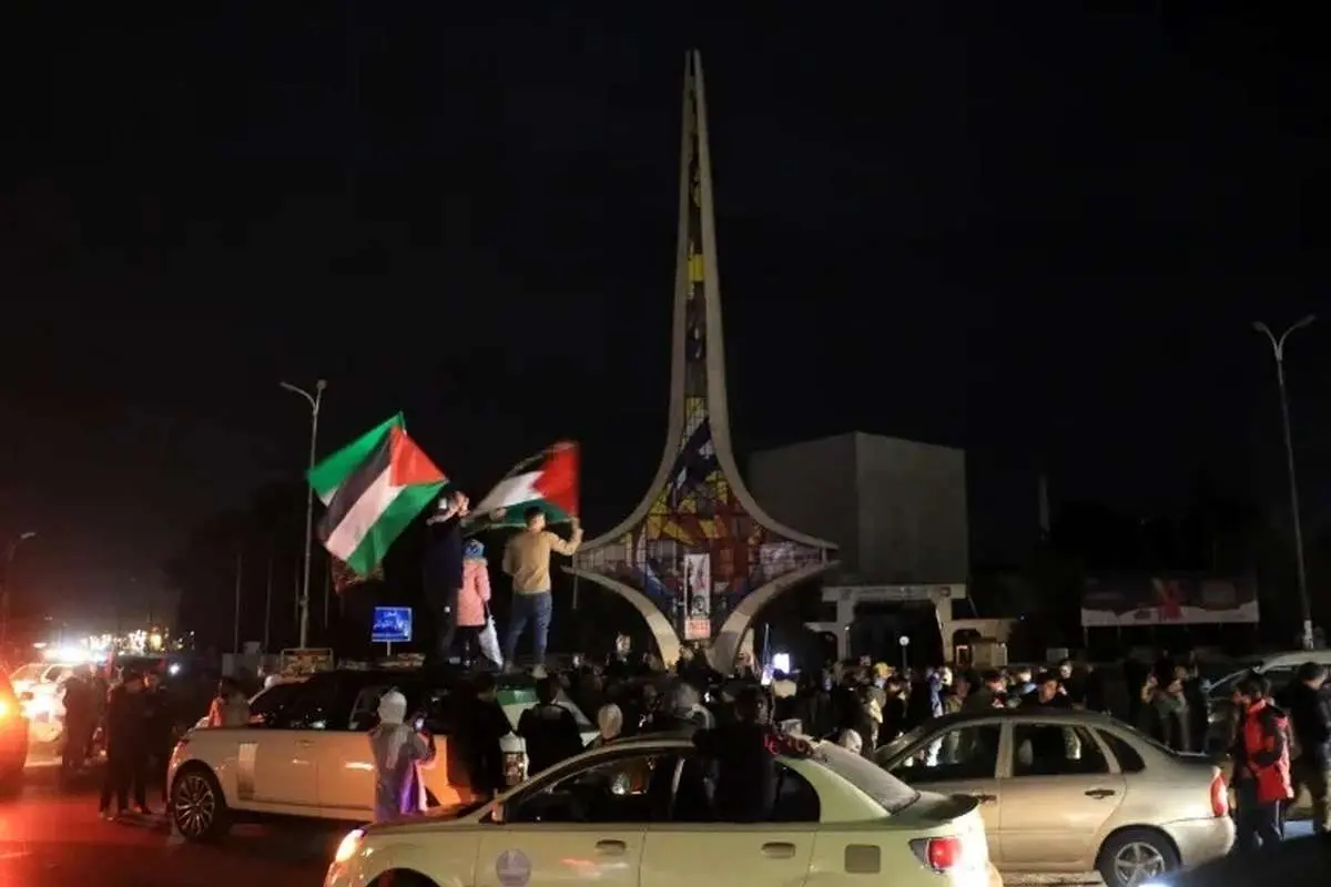(ویدئو) جشن ساکنان صیدا در جنوب لبنان پس از اعلام آتشبس