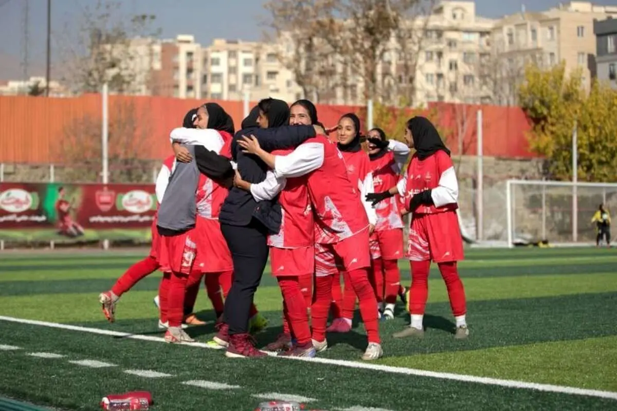 صعود مقتدرانه زنان پرسپولیس به پلیآف!