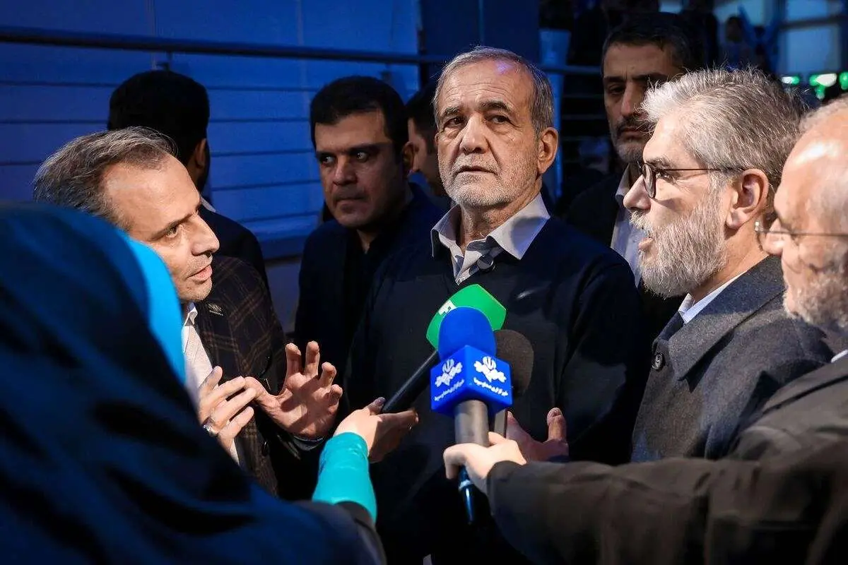 (ویدئو) بازدید رئیسجمهور از بندر شهید بهشتی در چابهار