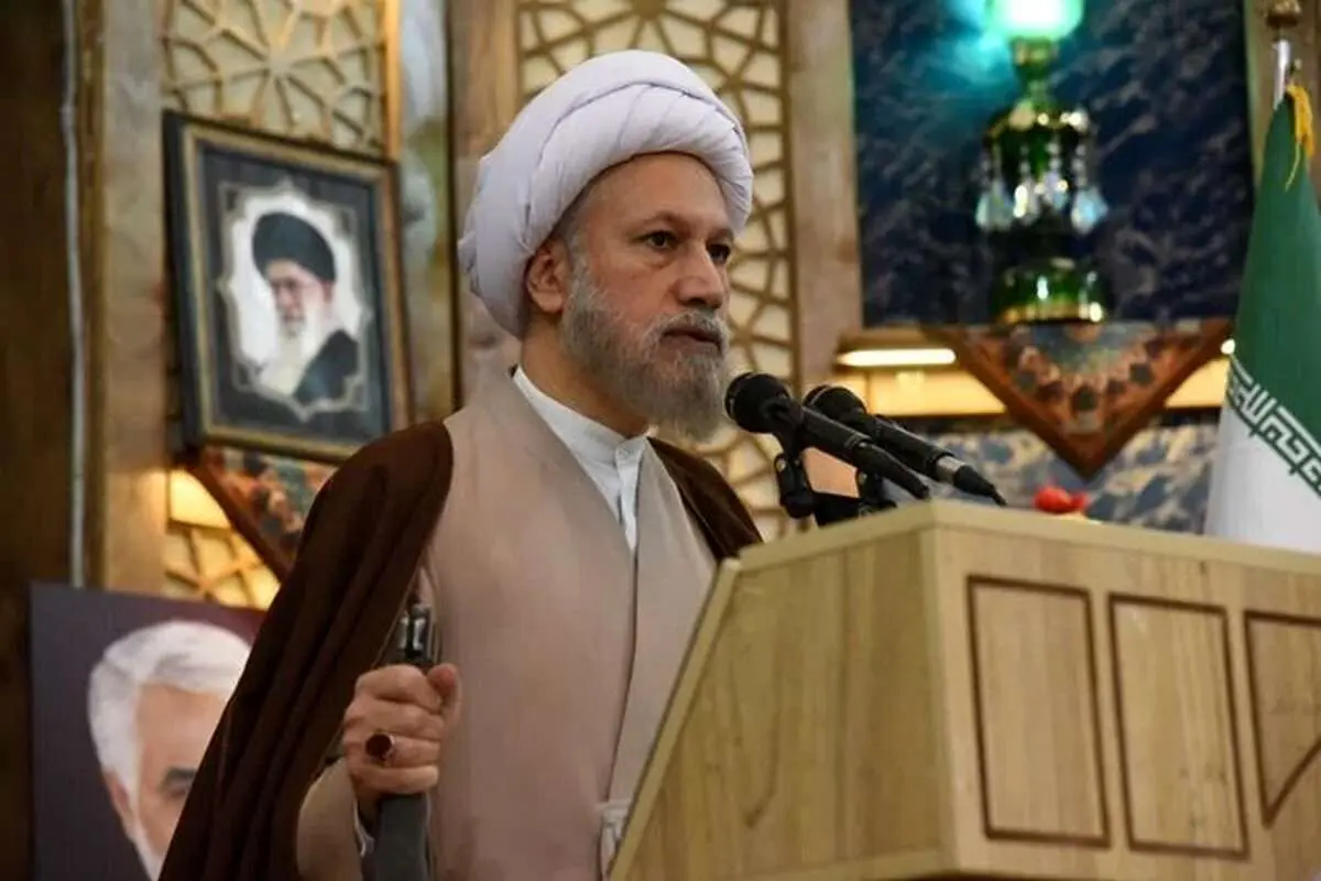 امام جمعه شیراز: انشاءالله کاخ سفید را حسینیه خواهیم کرد