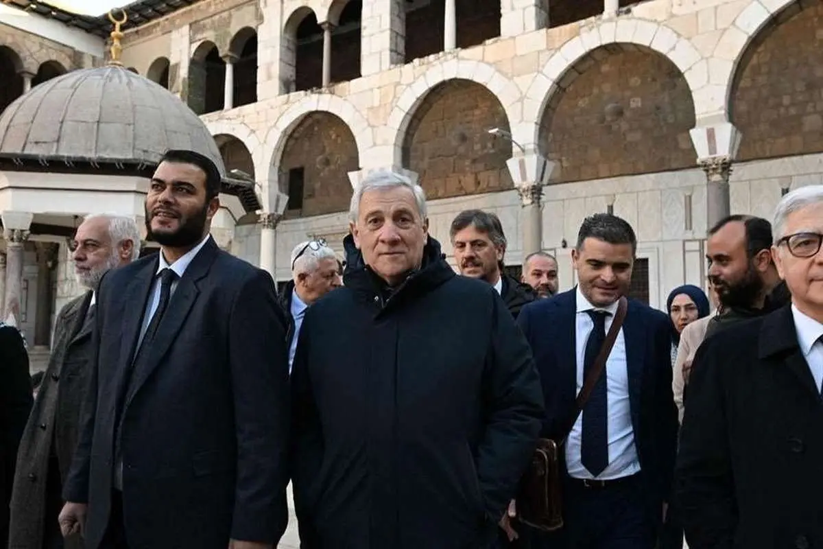 (ویدئو) وزیر امور خارجه ایتالیا از مسجد اموی دمشق دیدن کرد