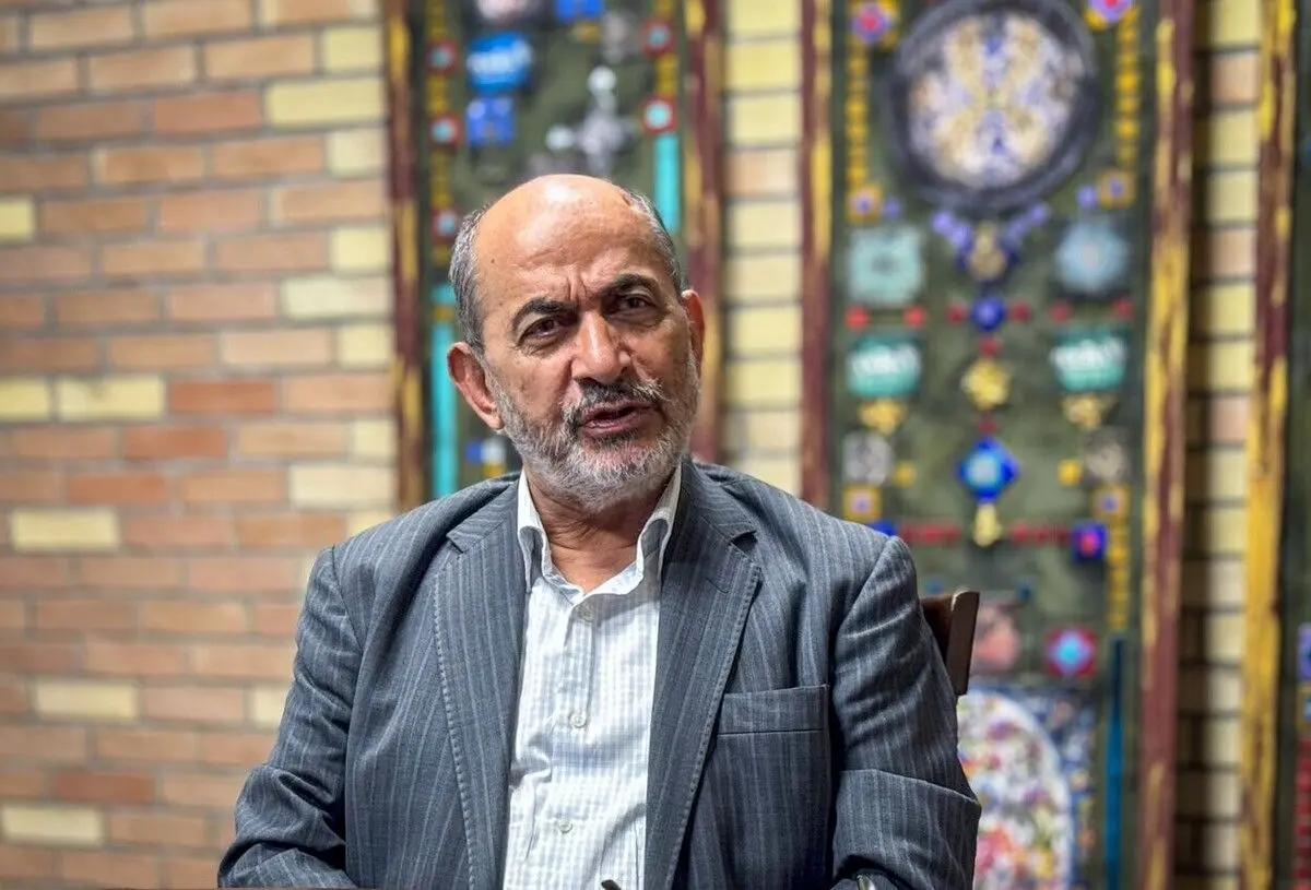 رفیقدوست: به شوخی به آیت‌الله هاشمی گفتم باز هم دلت می‌خواهد عفت خانم را بکشی؟