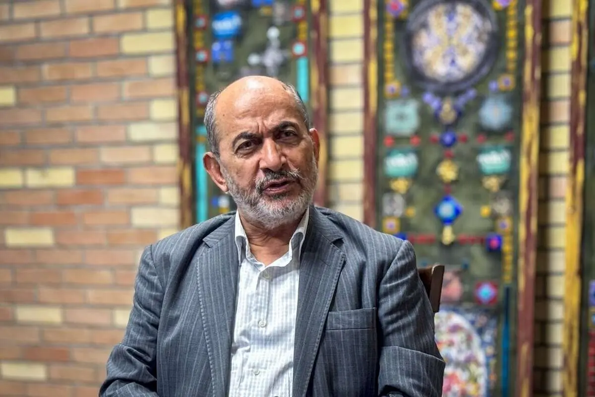 رفیقدوست: به شوخی به آیتالله هاشمی گفتم باز هم دلت میخواهد عفت خانم را بکشی؟
