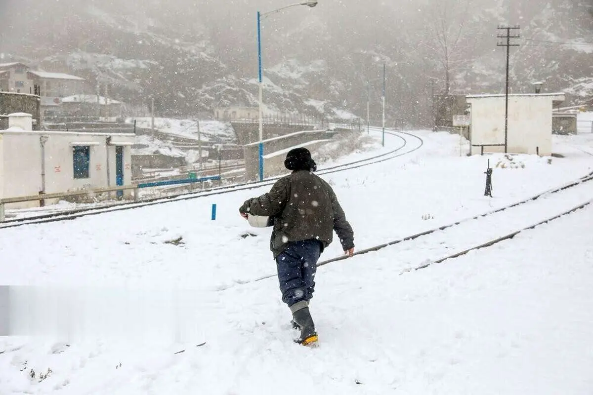 (تصاویر) بارش برف در محور سوادکوه