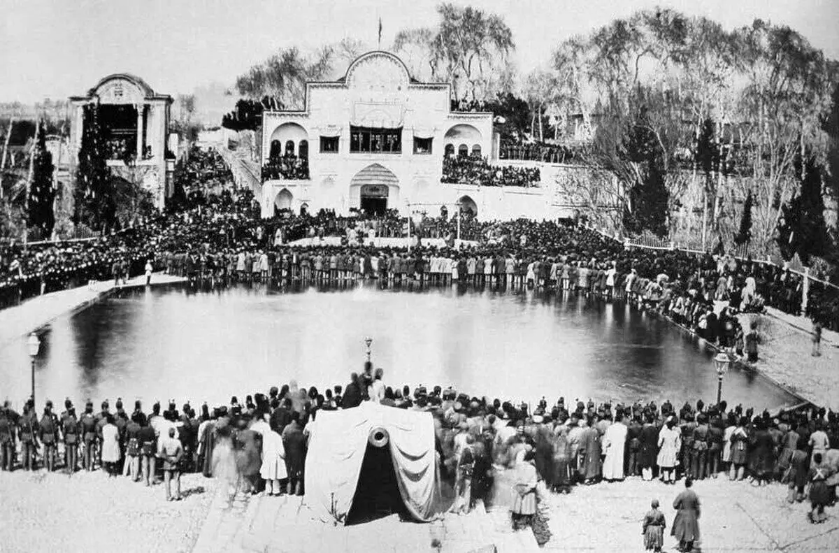 (عکس) اولین مدرسه پهلوانی در تهران
