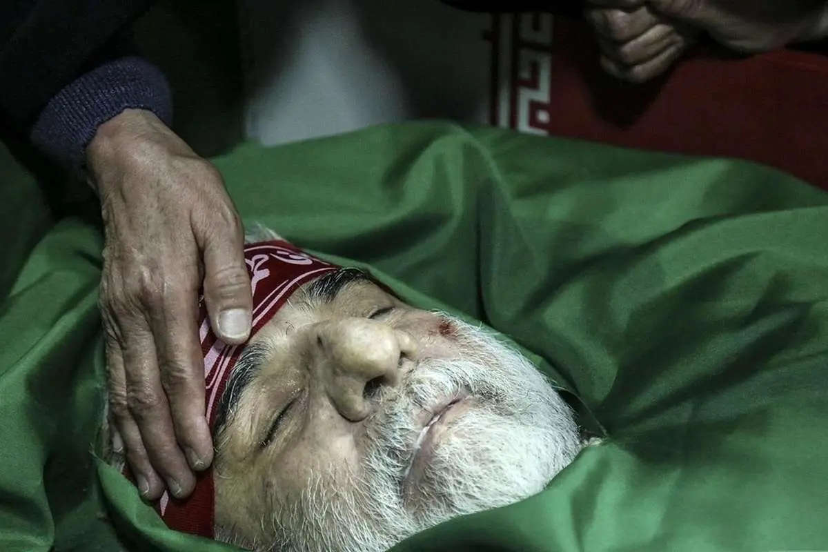 (تصاویر) وداع با پیکر علی رازینی و محمد مقیسه در معراج شهدای تهران