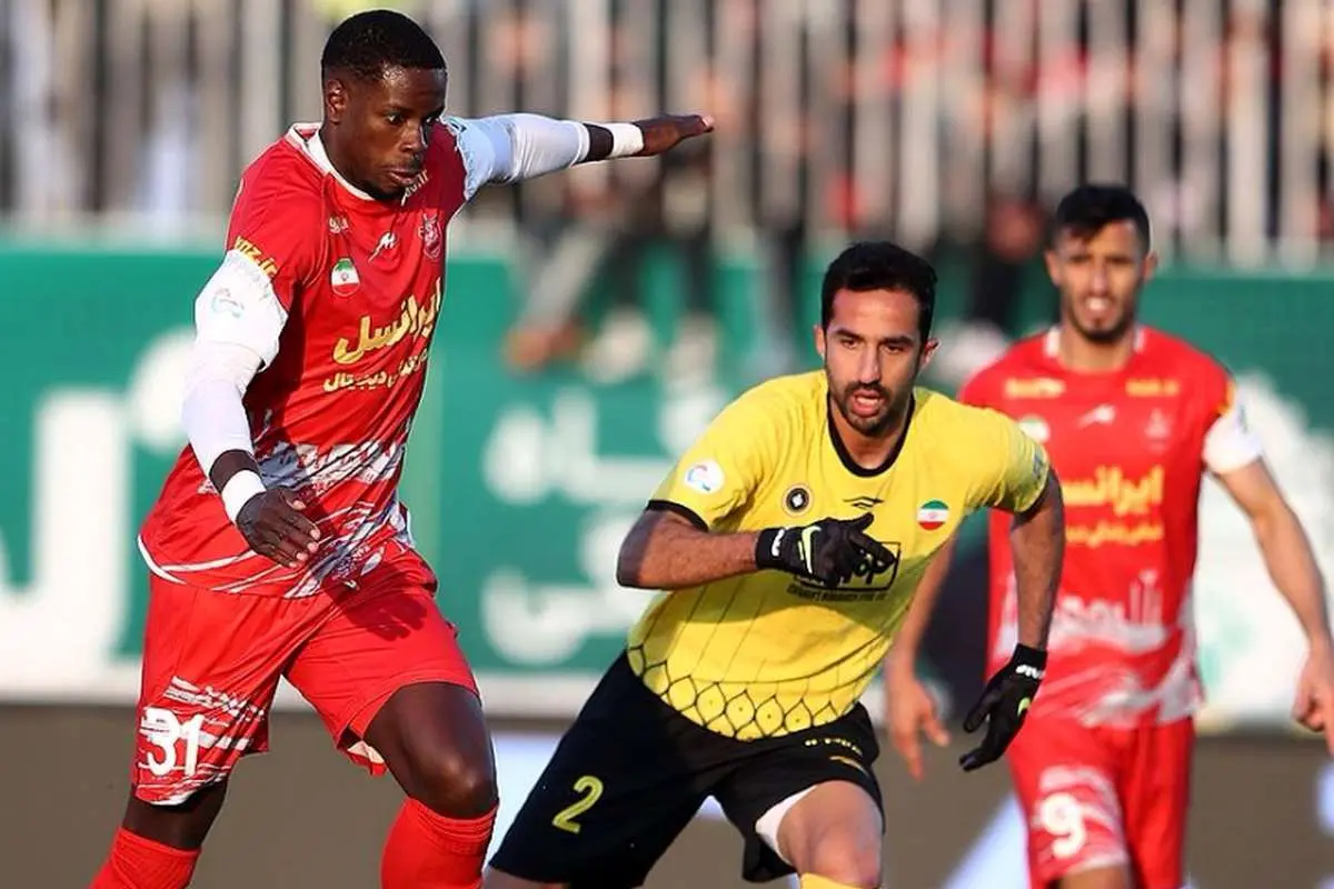 بازیکن بیکیفیتی که پرسپولیس را رها نمیکند!