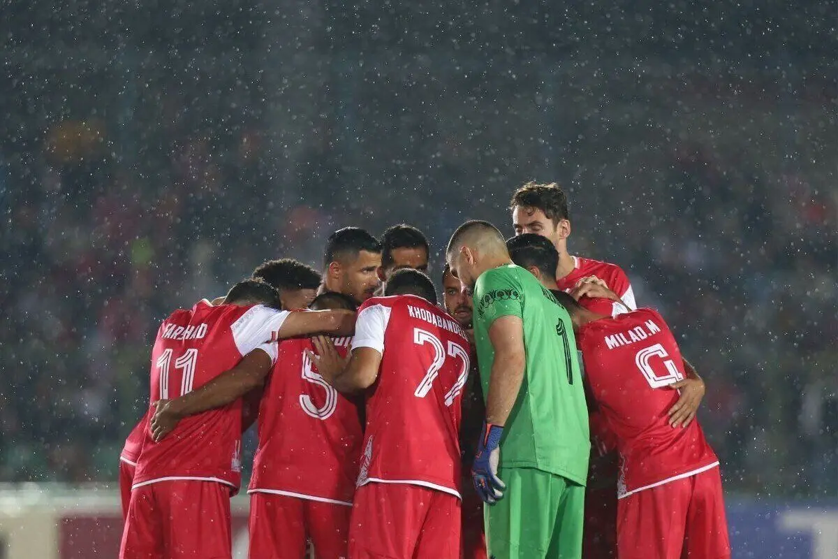 یک ۲۴ ساعت دیگر برای تعیین سرمربی پرسپولیس!