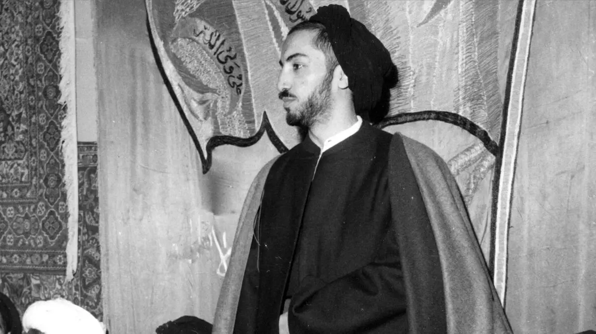 نواب صفوی از دولت کودتا حمایت کرد