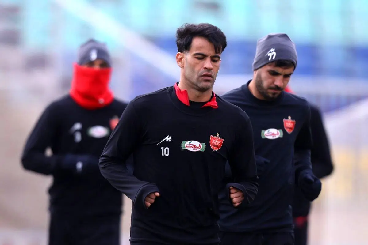 بلیت ۲۰۰ هزار تومانی پرسپولیس  مقابل ذوب آهن