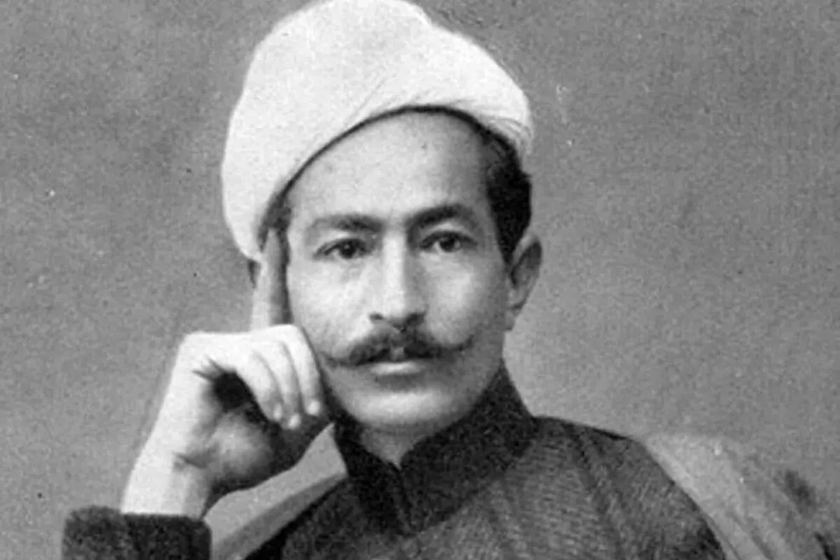 تجلی وطن در شعر عارف قزوینی