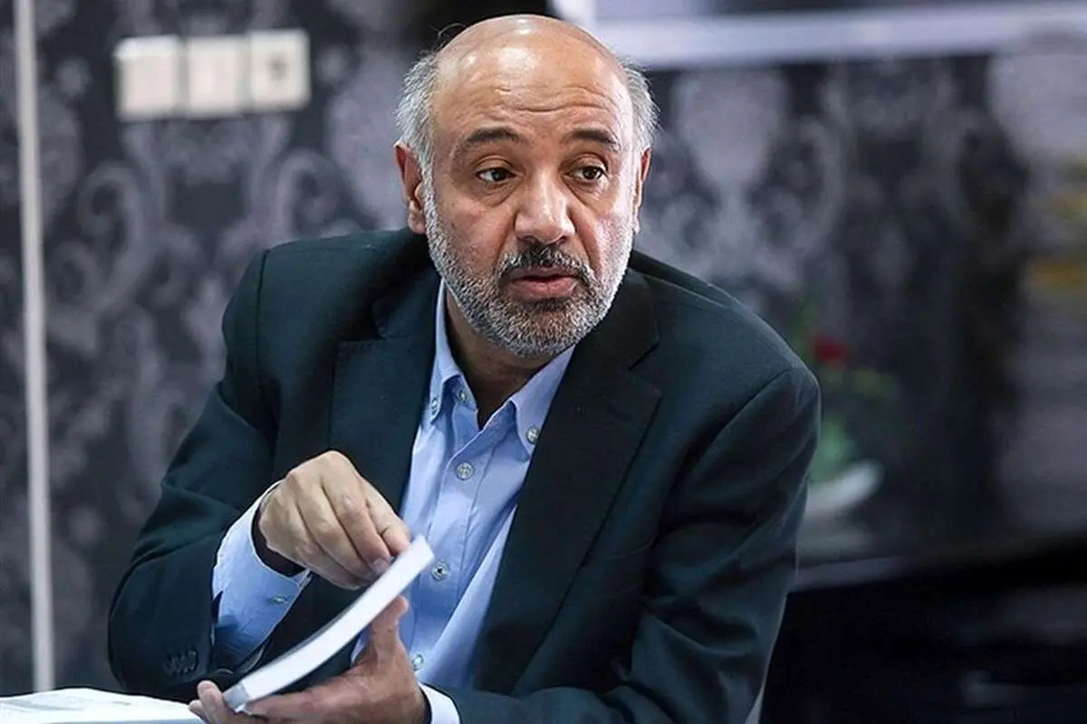 انتقاد وزیر کار از استخدامی‌های بی‌ضابطه در پتروشیمی‌ها