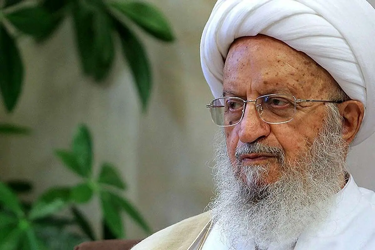 هشدار آیت الله مکارم: نارضایتیها ادامه پیدا کند، منتهی به قیام میشود
