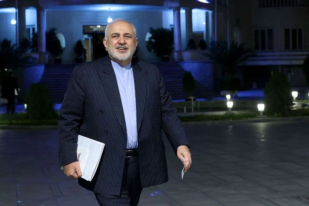 زیدآبادی: این حجم از حملات تندروها علیه ظریف «نگرانکننده» است