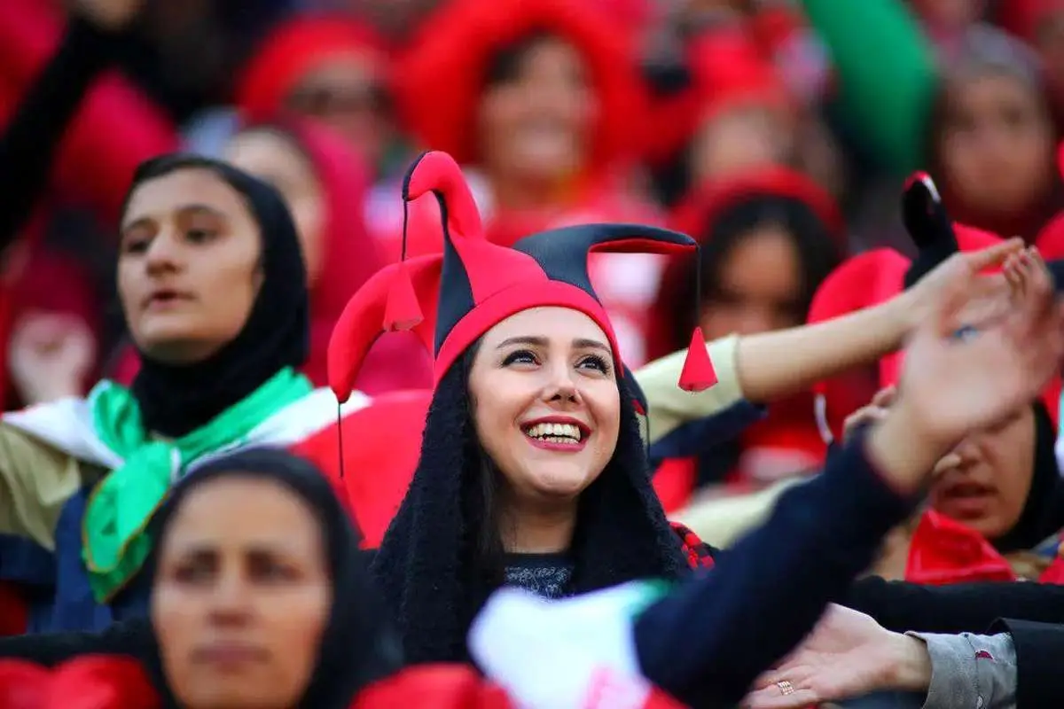 جایگاه جدید تماشاگران زن بازی پرسپولیس-تراکتور در آزادی