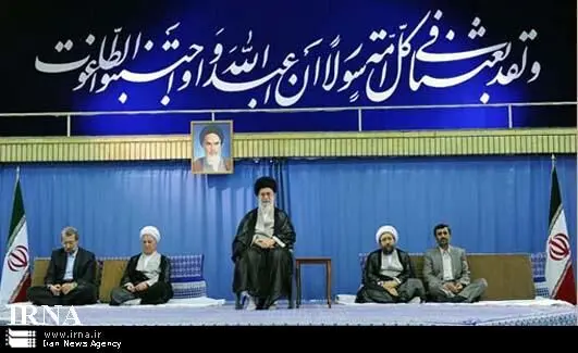 معنای دشمنی هایی که با ایران می شود را می دانیم