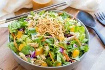 طرز تهیه انواع سالاد چینی با سس مخصوص