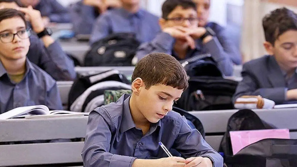 برخی مدارس ایلام فردا تعطیل شد