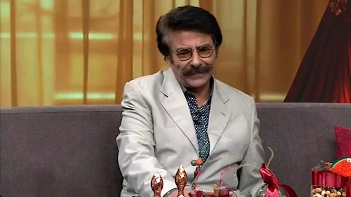 علیرضا افتخاری: ماهی ۱۵۰ هزار تومان از وزارت ارشاد حقوق می‌گیرم