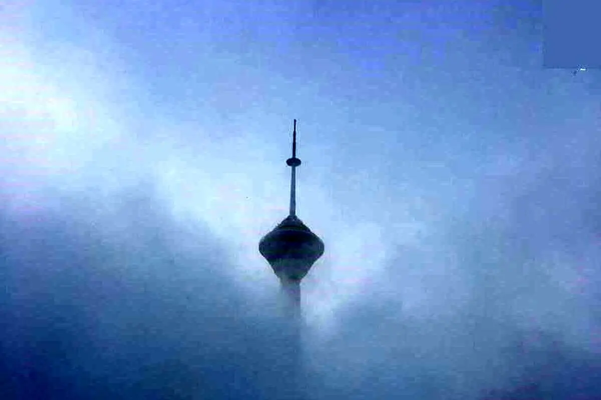 (تصاویر) برج میلاد تهران گم شد!
