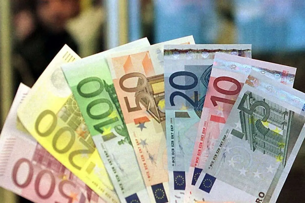 قیمت یورو امروز ۸ بهمن ۱۴۰۳