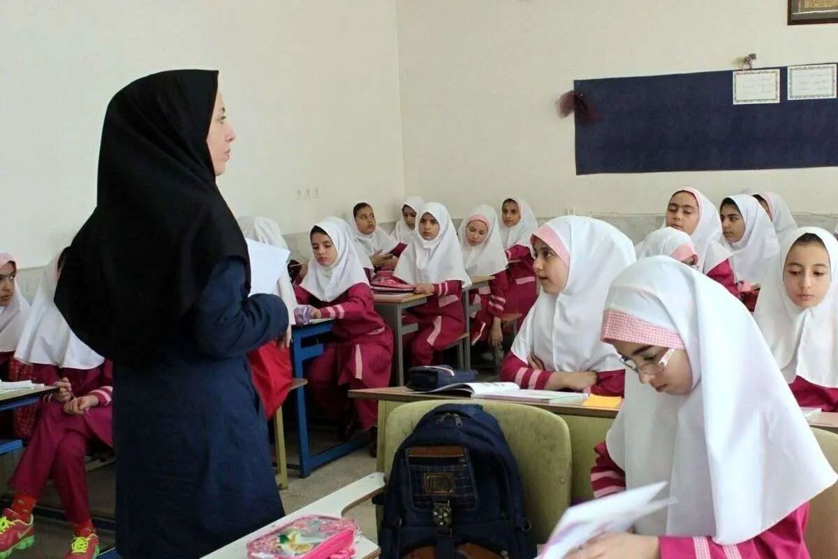 خبر خوش وزیر درمورد مطالبات معلمان حق التدریس و پاداش پایان خدمت