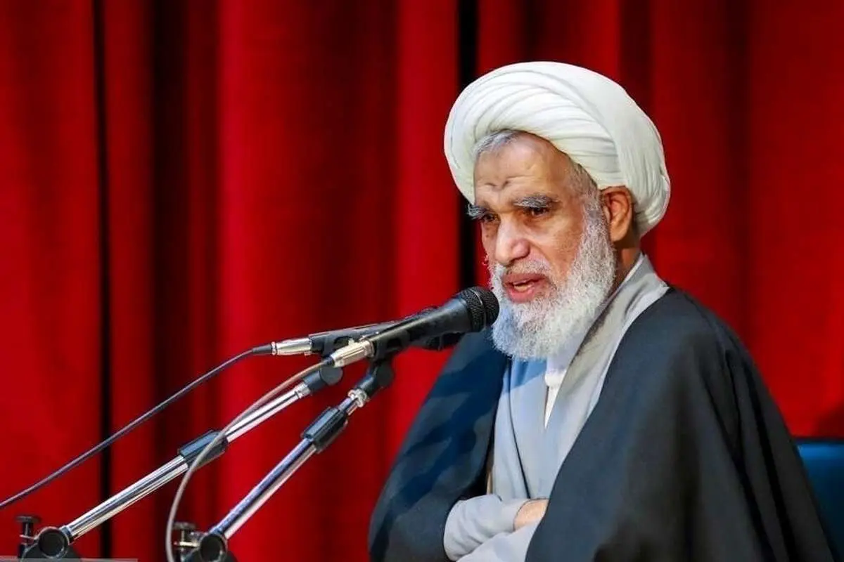 عضو مجلس خبرگان: در مذاکره نباید از پیام جهانی انقلاب کوتاه بیاییم