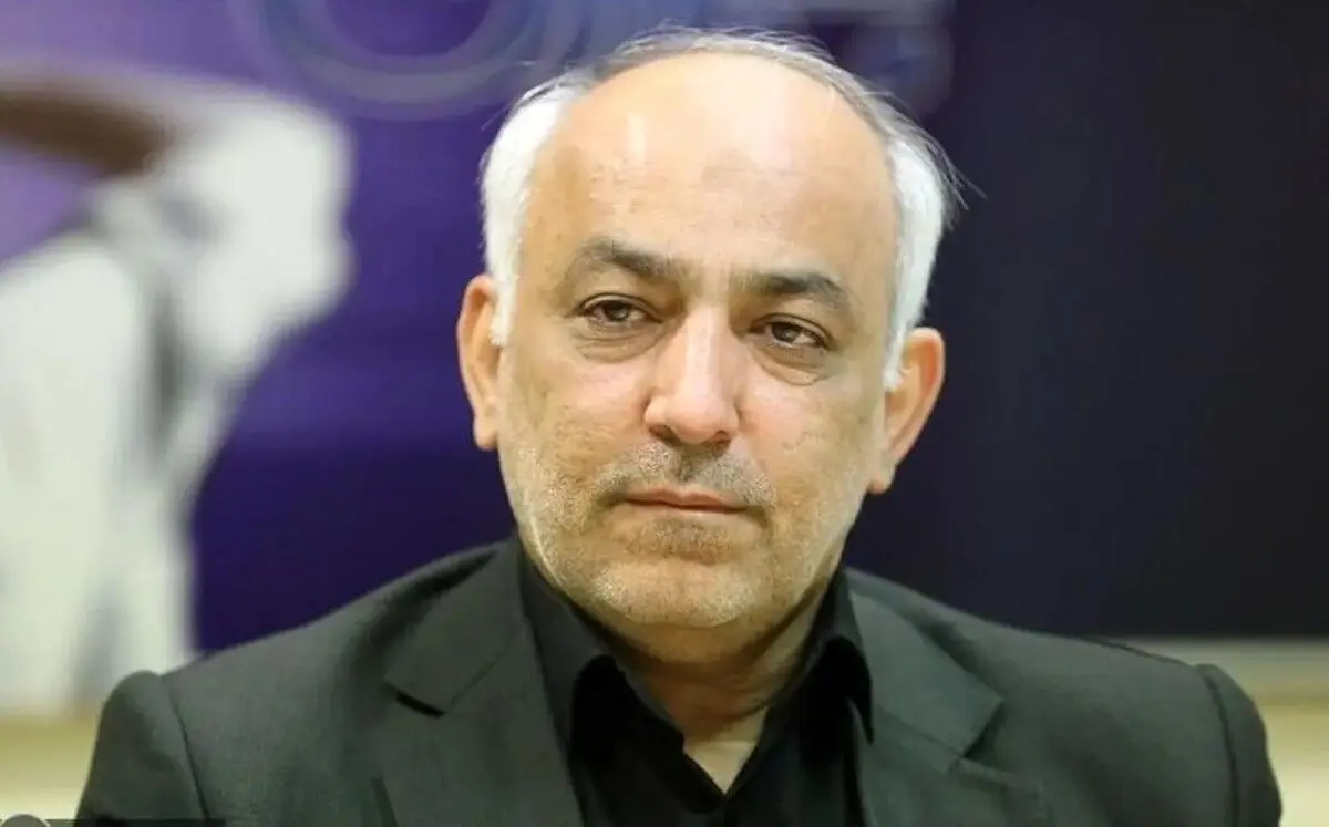 شکوری‌راد: به تجمعات خیابانی تندرو‌ها علیه ظریف نباید اعتنا کرد؛ احمدی‌نژاد و جلیلی...