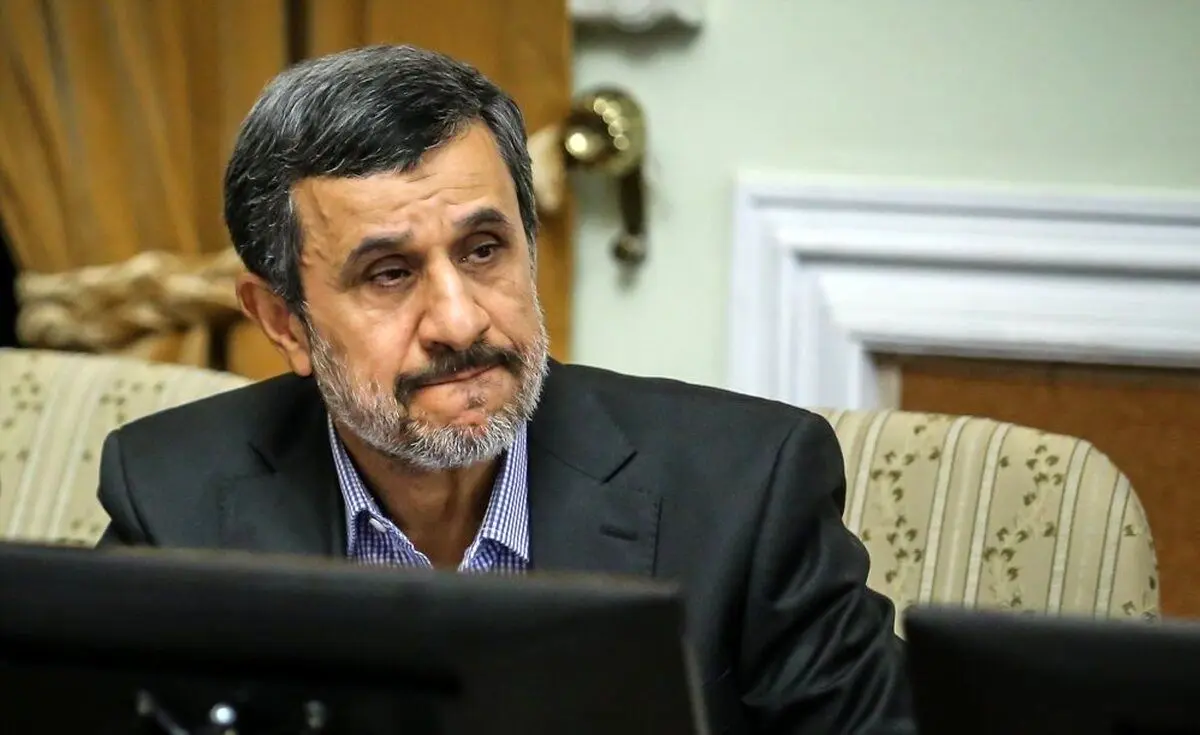 (تصویر) خوش‌وبش احمدی‌نژاد و جهانگیری در حاشیه دیدار مسئولان نظام با رهبر انقلاب