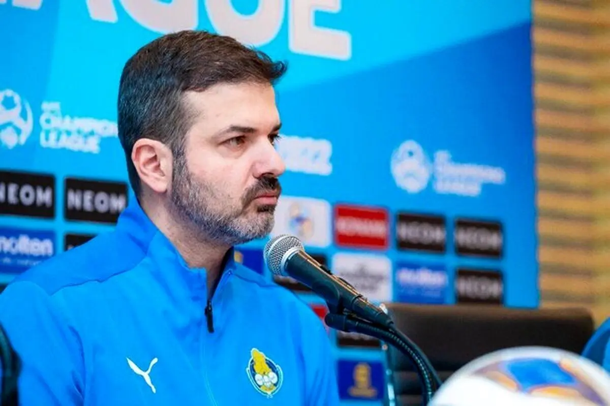 (عکس) آب پاکی را روی دست هواداران استقلال