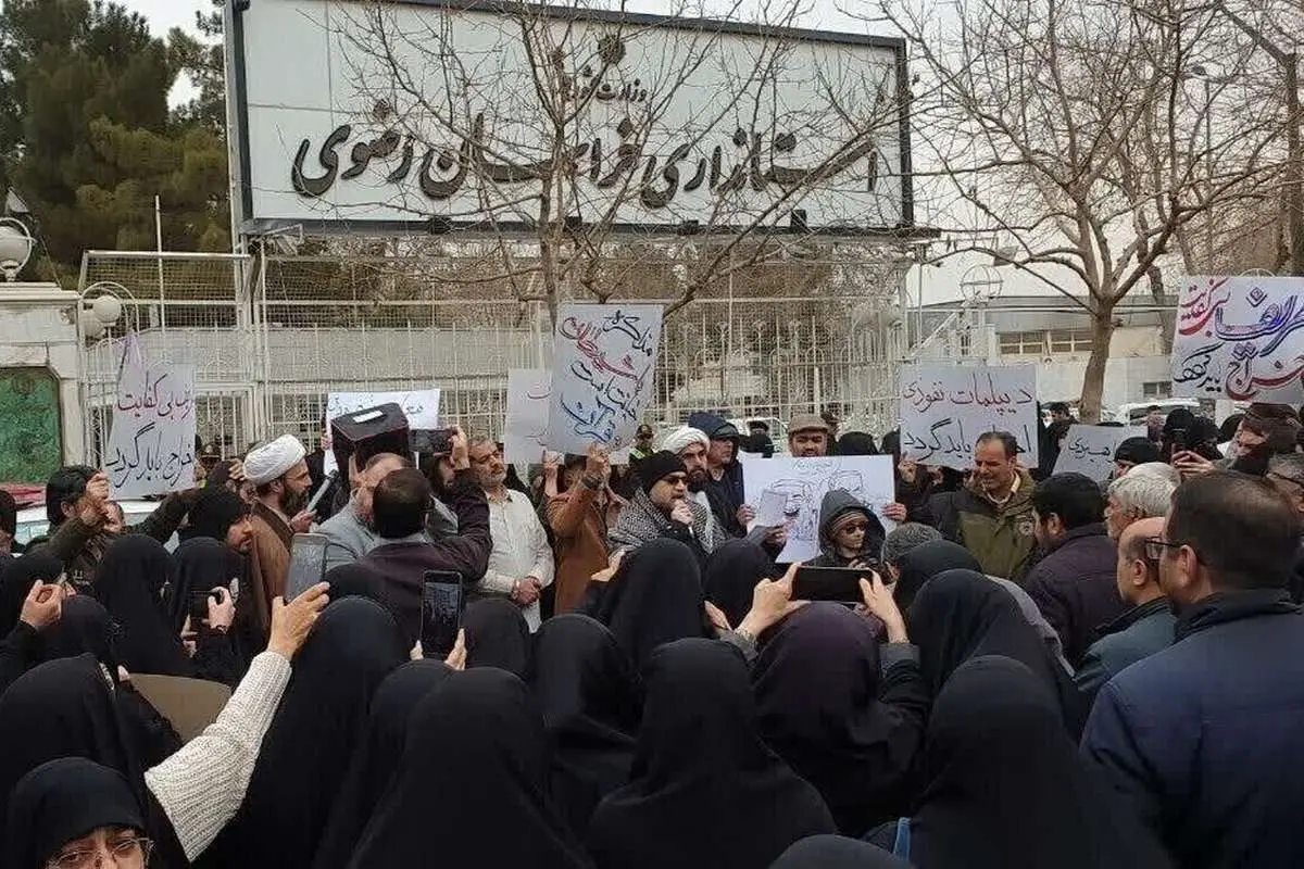 واکنش سخنگوی دولت به تجمعات علیه ظریف: فعلا دولت صبورانه به این موضوعات نگاه میکند