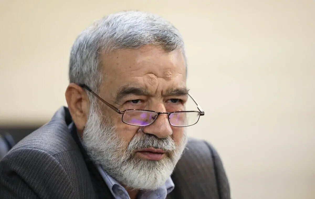 انتقاد روزنامه اصولگرا از نماینده تندرو مجلس؛ ادعای کامران غضنفری گمراه‌کننده است