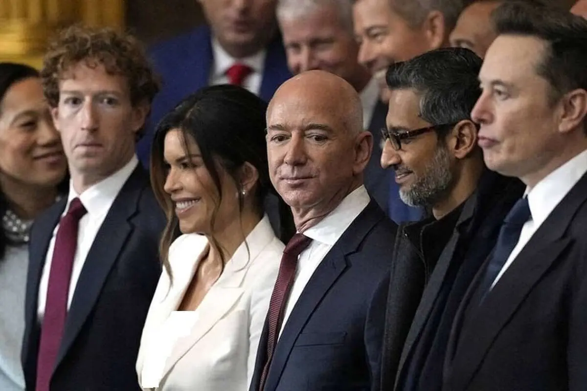 دولت آمریکا یا تجارت‌خانه ترامپ؟ تسخیر دولت به دست تجارت در روز روشن!