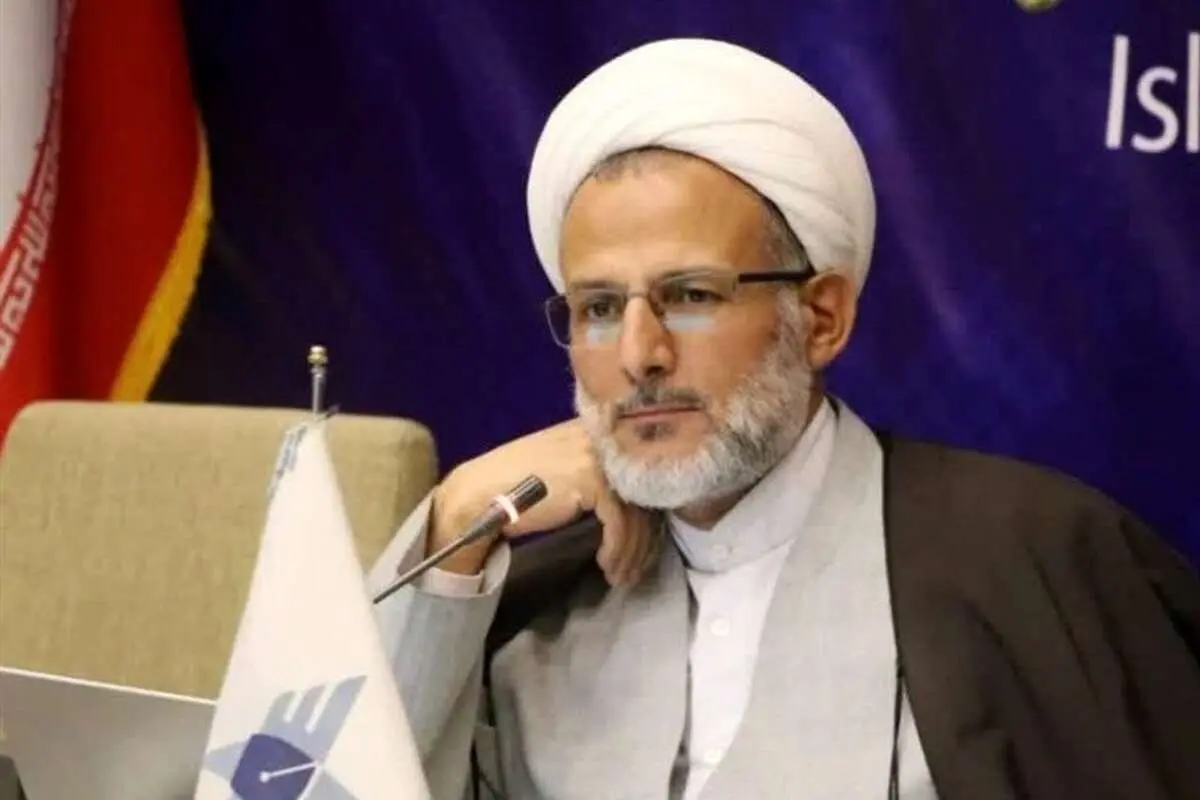 عضو مجلس خبرگان: برخی میگویند انقلاب کردهایم که وضع اقتصادی ما درست شود؛ اینها تحریف است