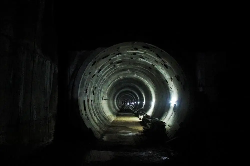 تصاویر؛ وضعیت متروی اهواز پس از ۲۰ سال انتظار