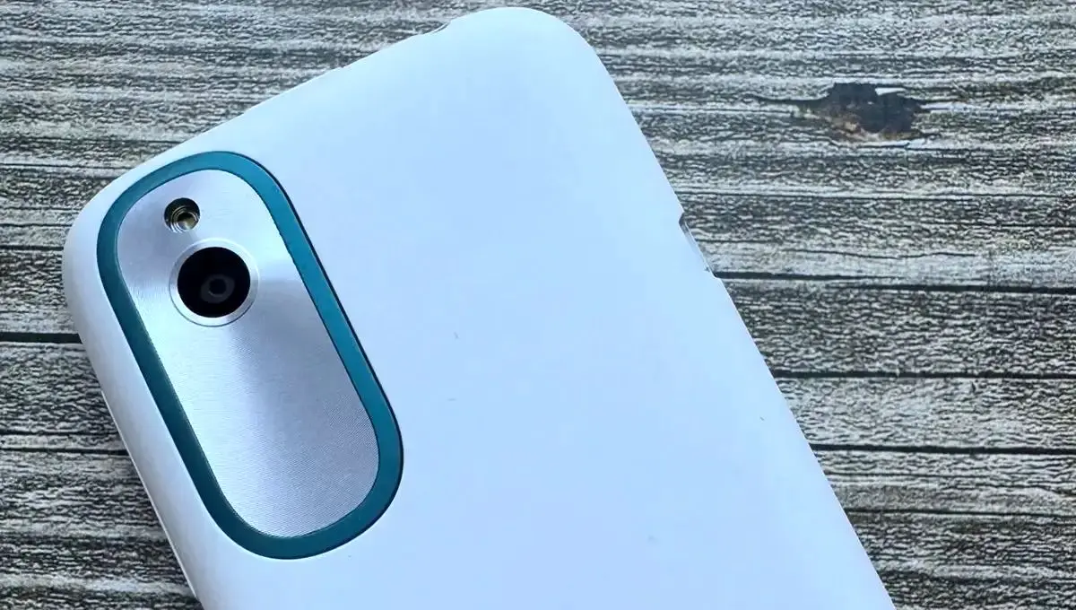 اچ‌تی‌سی دیزایر ایکس؛ نوستالژی هوشمندی با اندروید 4