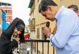 ببینید؛ سحر امامی از دست نیکلاس مادورو جایزه گرفت