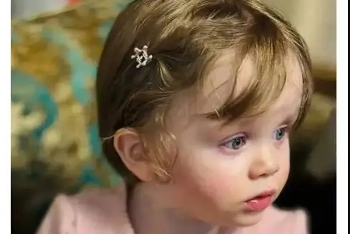 عکس؛ دستخط رهبر انقلاب به نوه‌ شهیدش