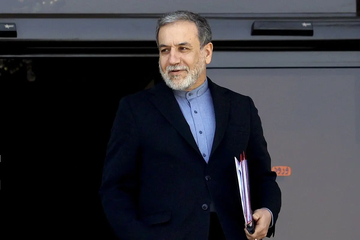 عراقچی، عمان را به مقصد تهران ترک کرد