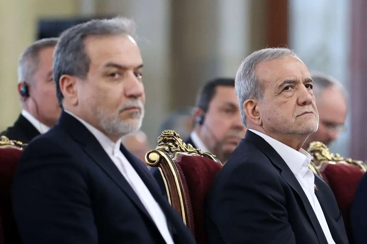 پزشکیان و مذاکرهکنندگان کبریت بیخطرند؛ دندان بر جگر بگذارید
