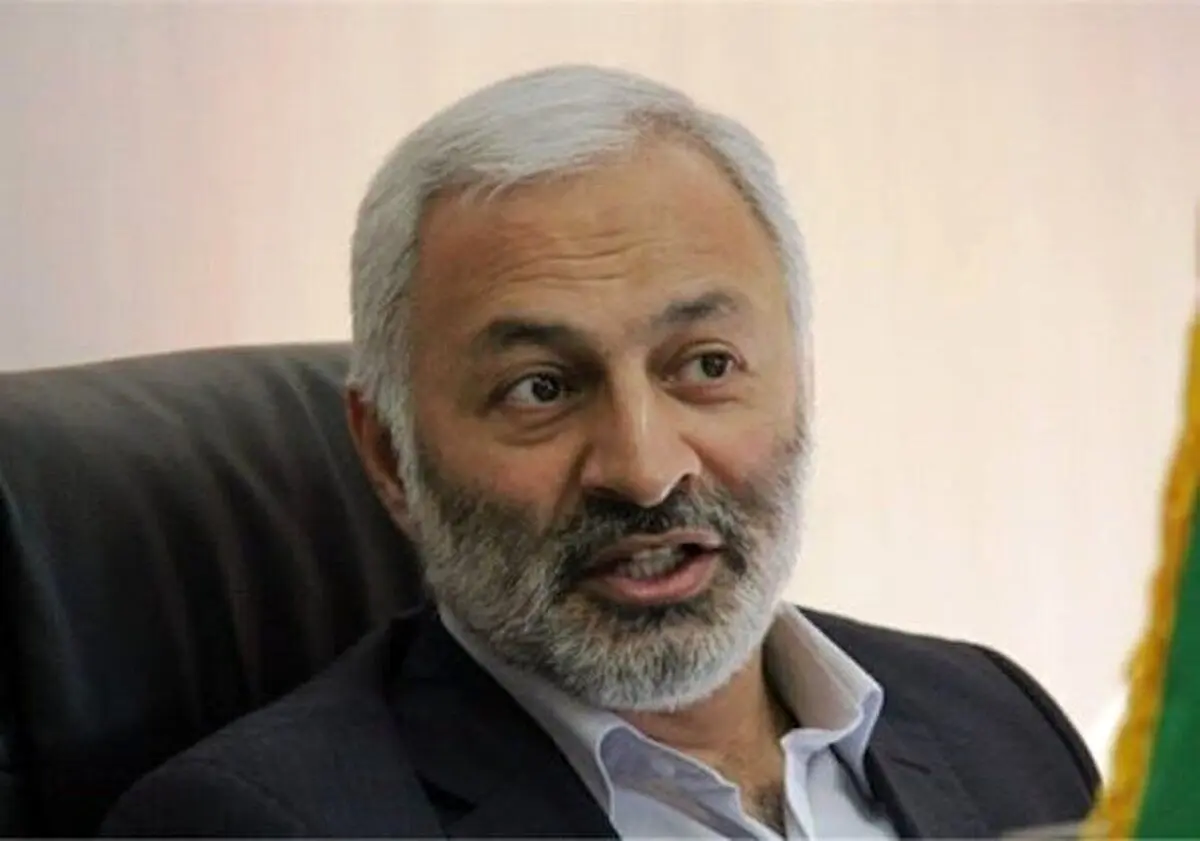 عراقچی پیش از مذاکرات در مجلس حاضر شد