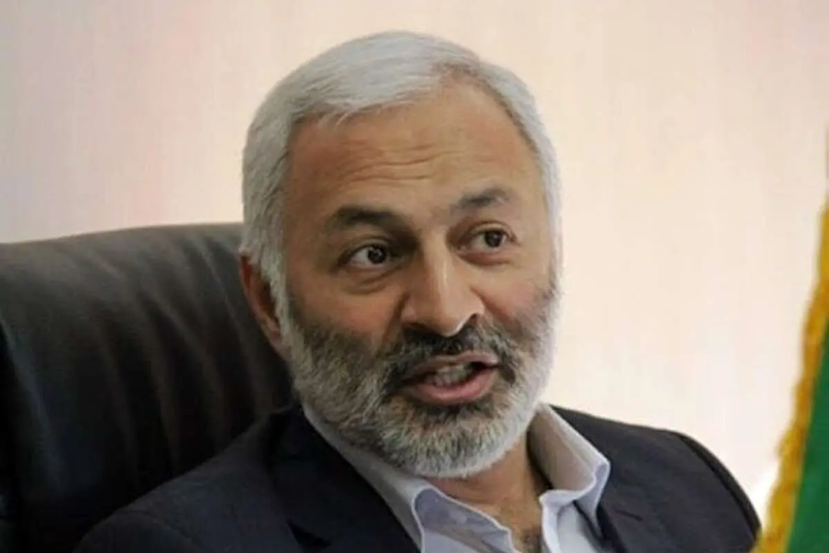 عراقچی پیش از مذاکرات در مجلس حاضر شد