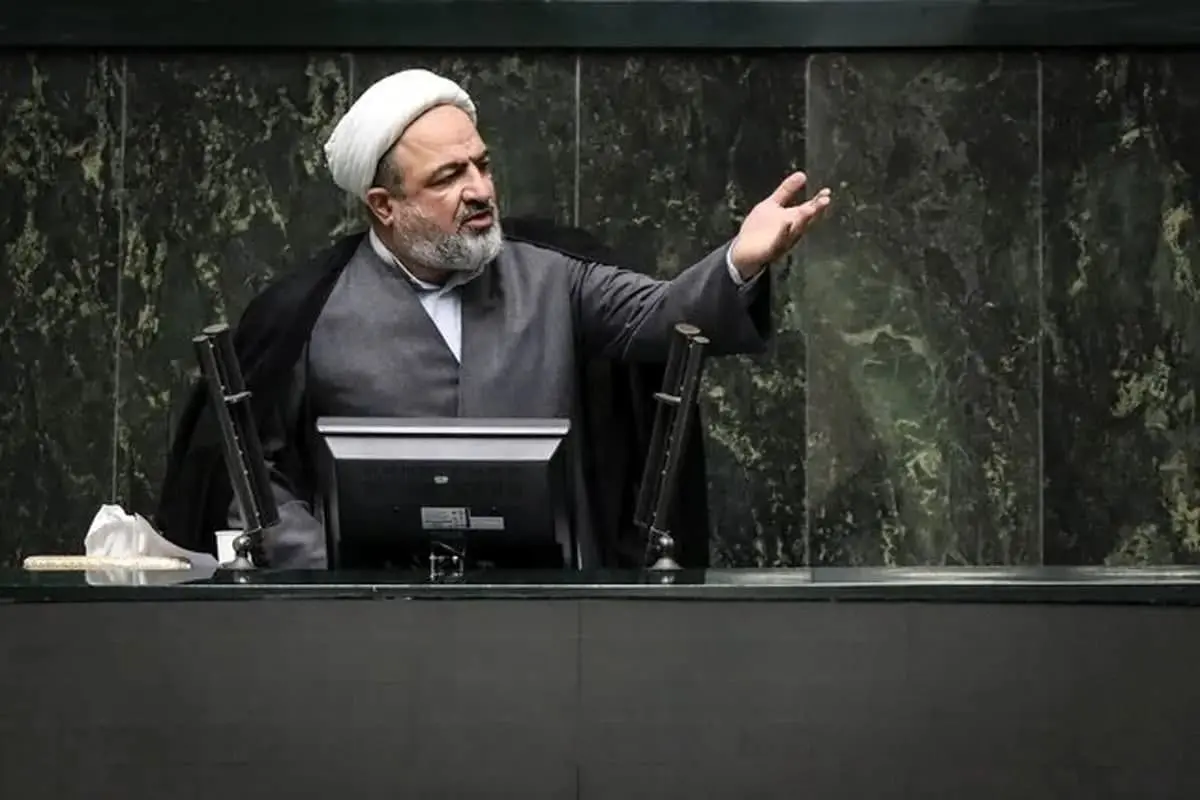 انتقاد تند روزنامه فرهیختگان به رسایی و کوچک‌زاده