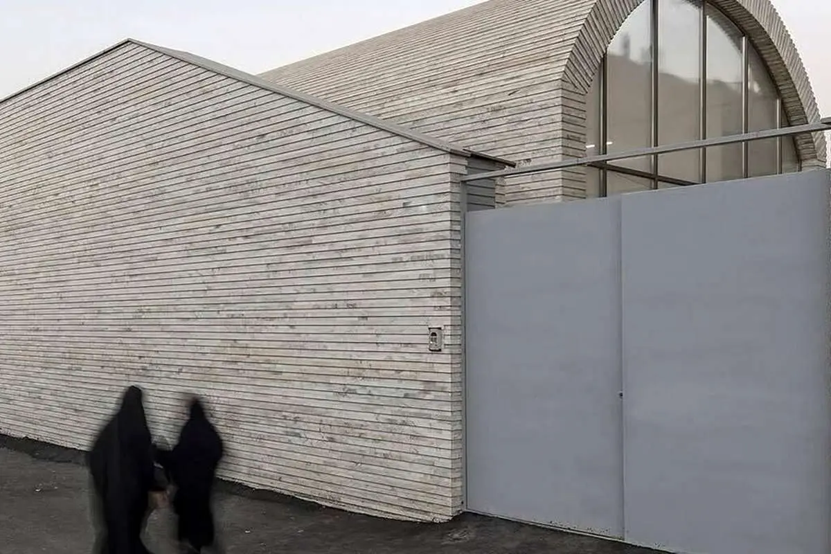 تصاویر؛ «خانه تک طاق»: معماری مدرن با ادای احترام به سنت در نجف آباد