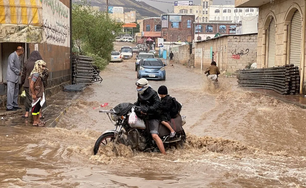 ببینید؛ سیل شدید خیابان‌های یمن را درنوردید